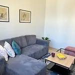 Residences Center Apartamento Talin