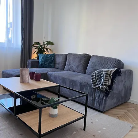 Residences Center Apartment *