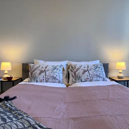 Residences Center 아파트