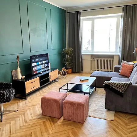 Residences Center Apartment *
