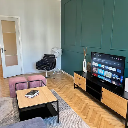 Residences Center Apartment *