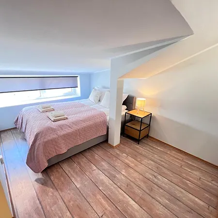 아파트 Residences Center