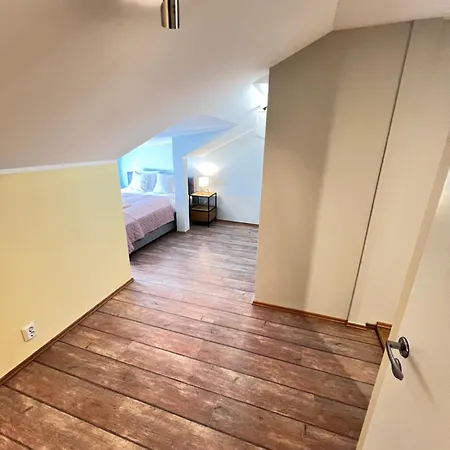 Residences Center 아파트 탈린