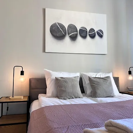 Residences Center 아파트